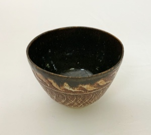 Image of Bowl  (brown w/ incised s pattern)