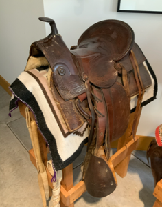 Image of Saddle (child, dark leather)